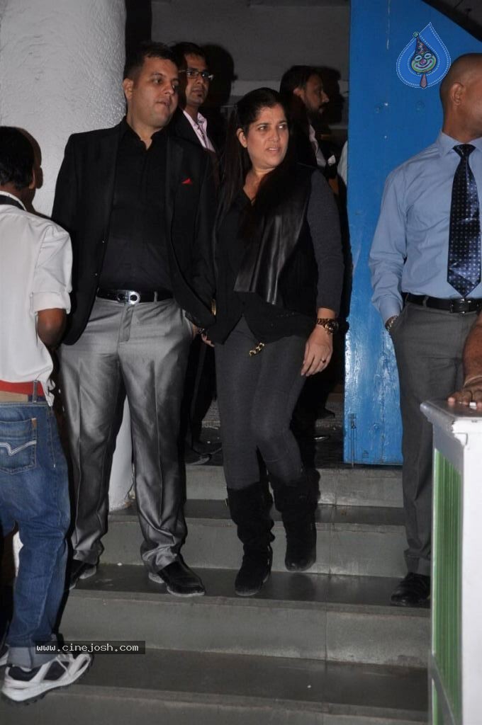 Celebs at Bunty Walia Wedding Reception - 50 / 85 photos