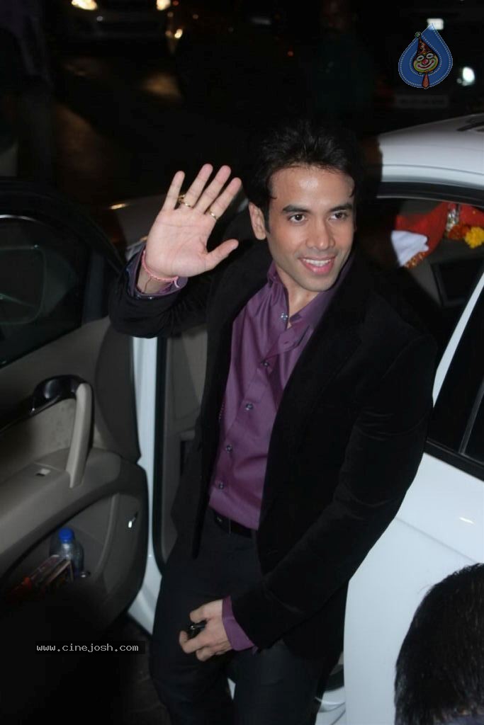 Celebs at Bunty Walia Wedding Reception - 68 / 85 photos