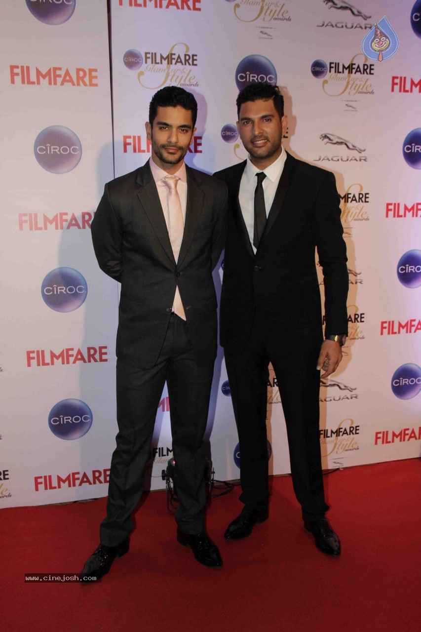Celebs at Ciroc Filmfare Glamour n Style Awards - 55 / 61 photos