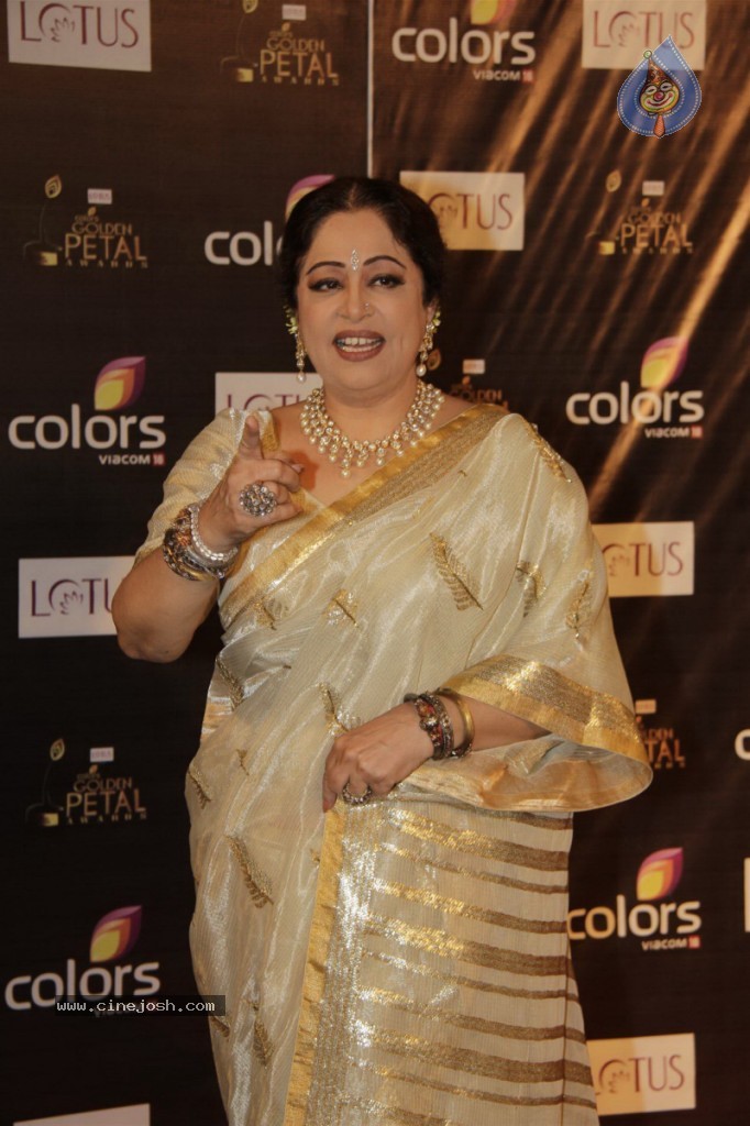 Celebs at Colors Golden Petal Awards 2012 - 44 / 86 photos
