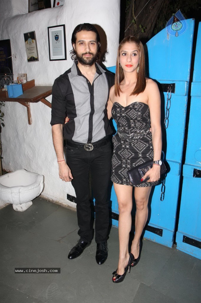 Celebs at Dabboo Ratnani 2013 Calendar Launch - 19 / 122 photos