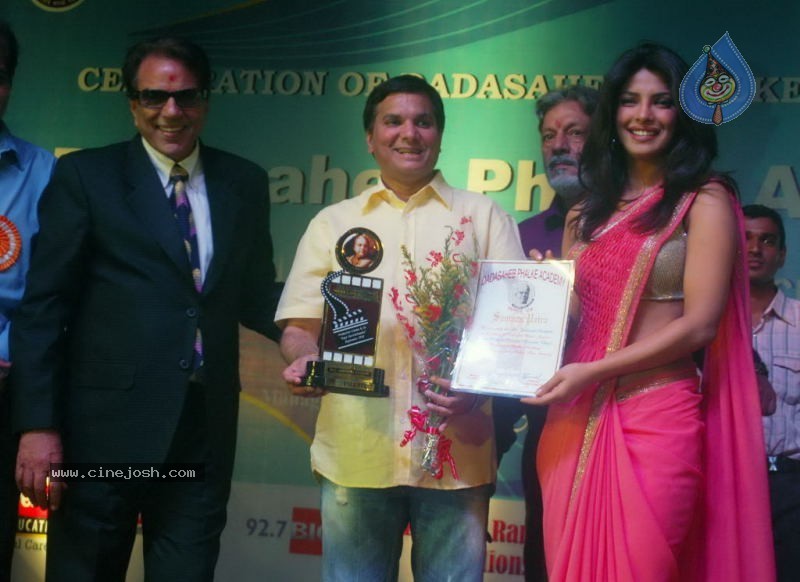 Celebs at Dadasaheb Phalke Academy Awards - 82 / 126 photos