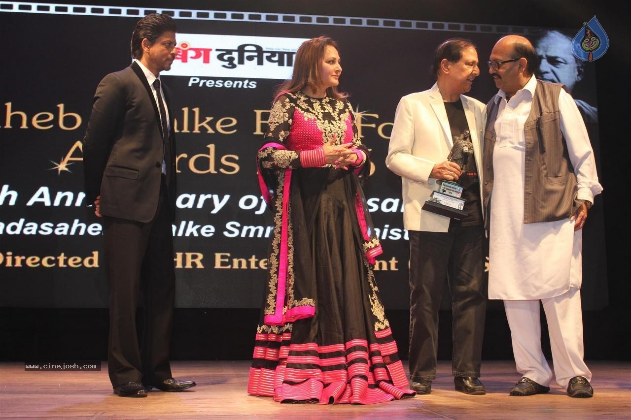 Celebs at Dadasaheb Phalke Film Foundation Awards 2015 - 62 / 113 photos