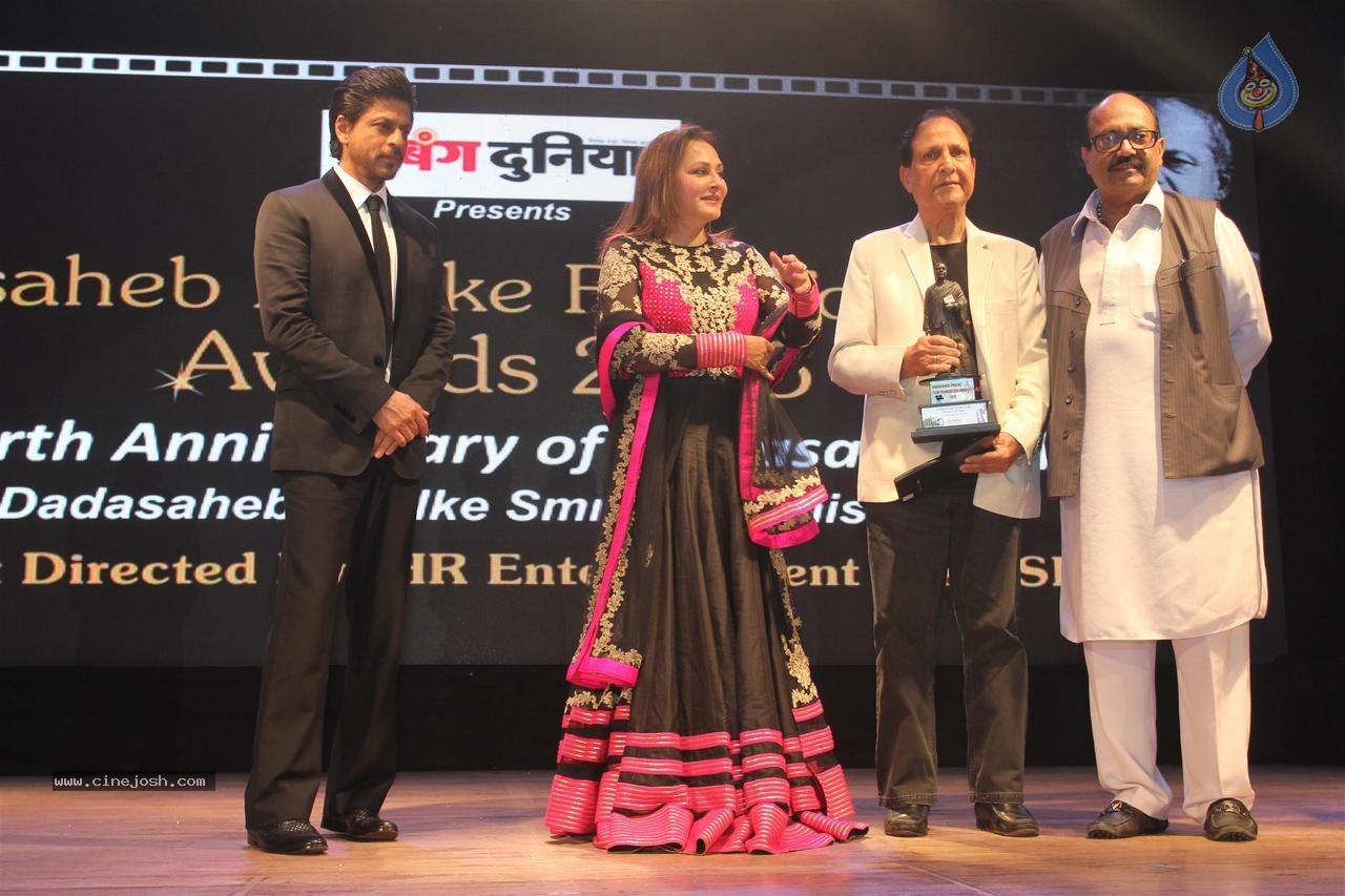 Celebs at Dadasaheb Phalke Film Foundation Awards 2015 - 77 / 113 photos