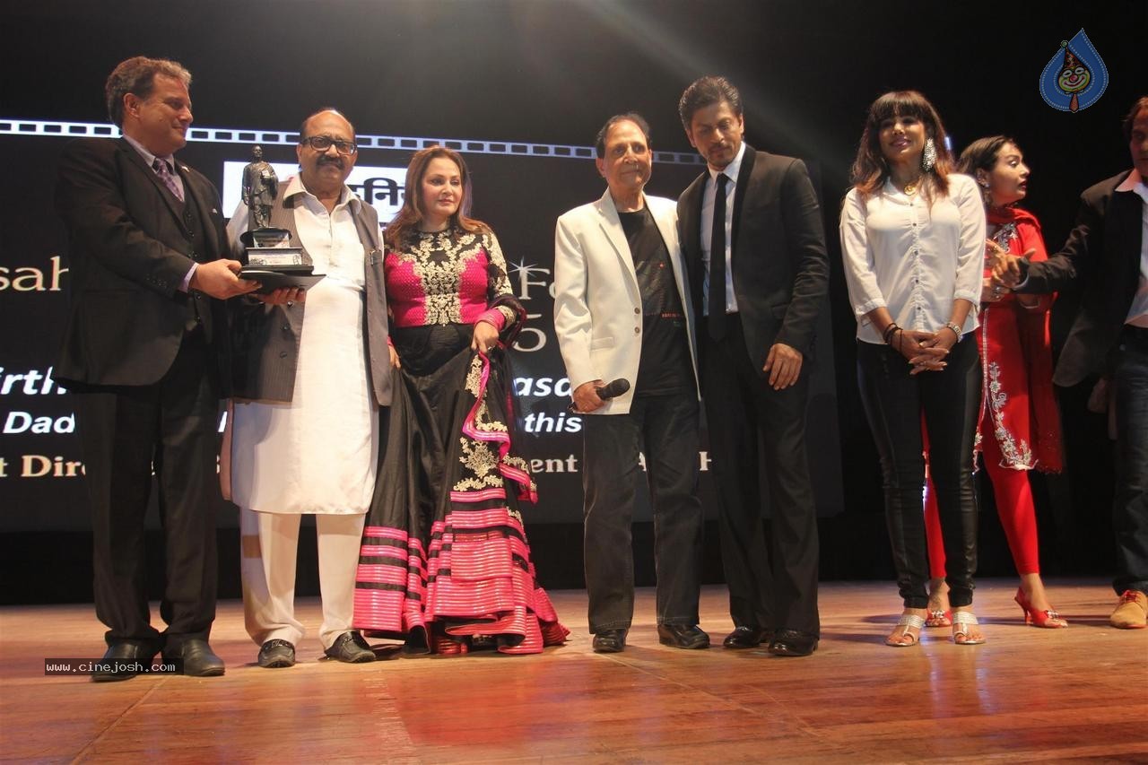 Celebs at Dadasaheb Phalke Film Foundation Awards 2015 - 103 / 113 photos