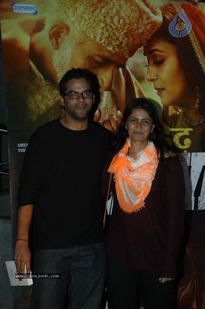Celebs at Dedh Ishqiya Premiere - 71 / 74 photos