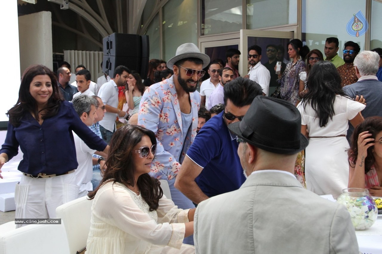 Celebs at Dil Dhadakne Do Film Music Launch - 26 / 160 photos