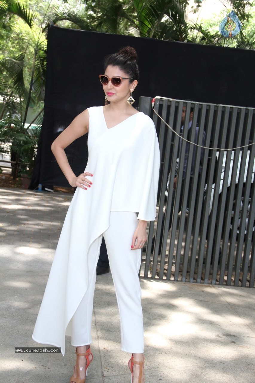 Celebs at Dil Dhadakne Do Film Music Launch - 53 / 160 photos