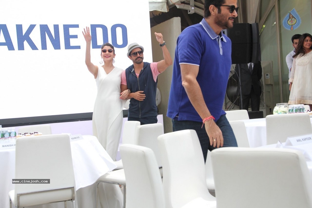 Celebs at Dil Dhadakne Do Film Music Launch - 68 / 160 photos