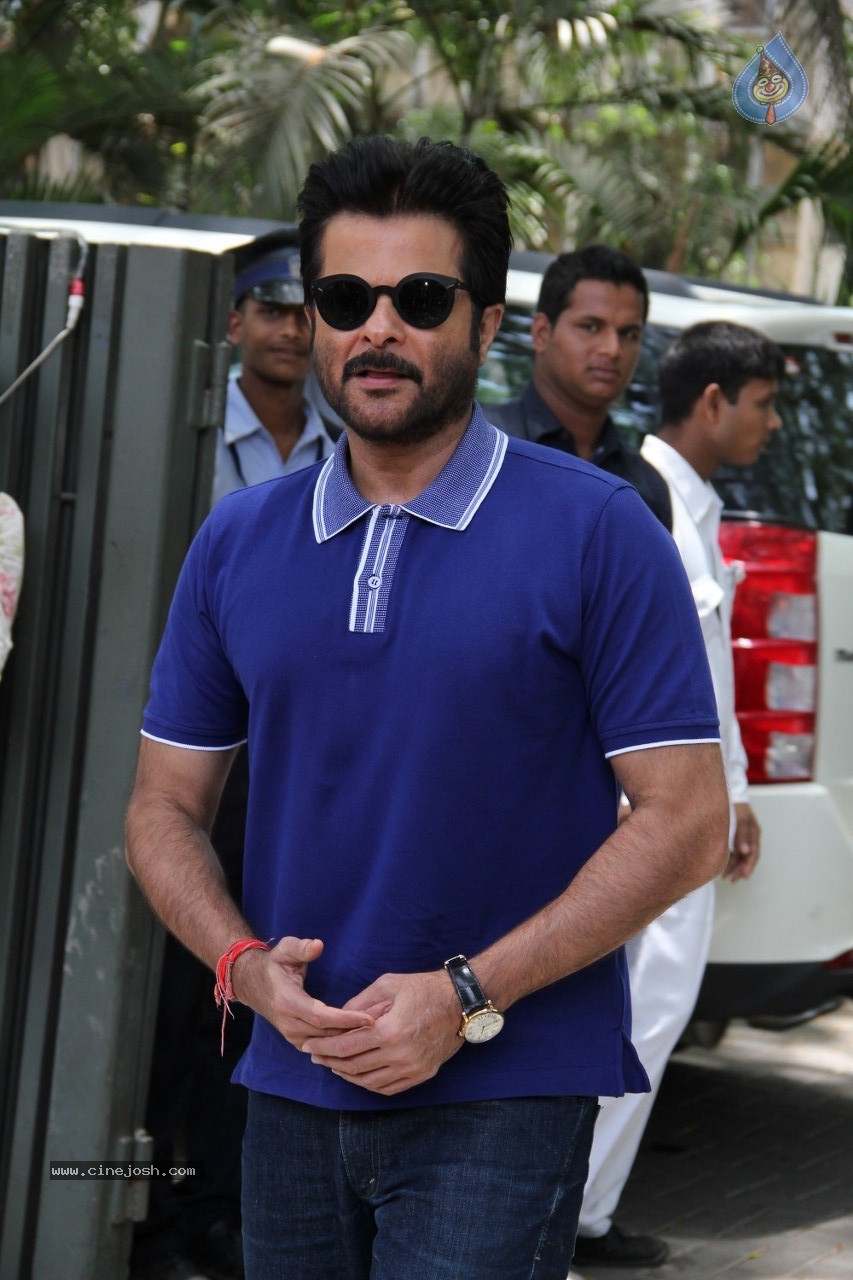 Celebs at Dil Dhadakne Do Film Music Launch - 87 / 160 photos