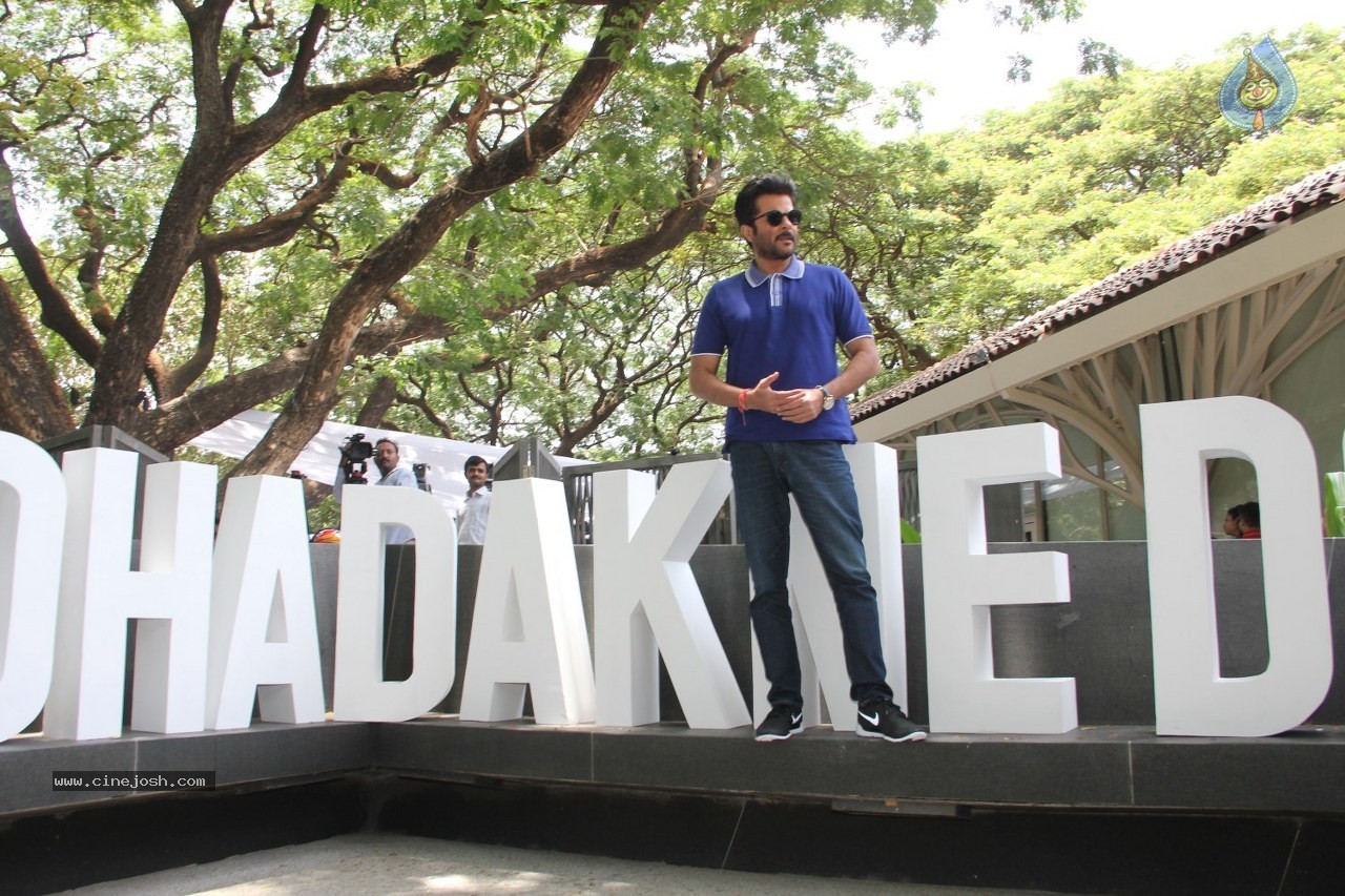 Celebs at Dil Dhadakne Do Film Music Launch - 91 / 160 photos