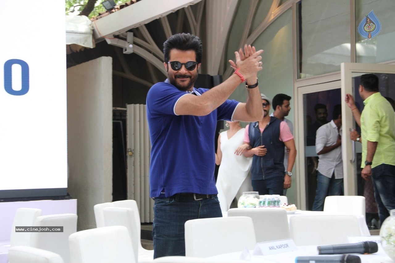 Celebs at Dil Dhadakne Do Film Music Launch - 106 / 160 photos