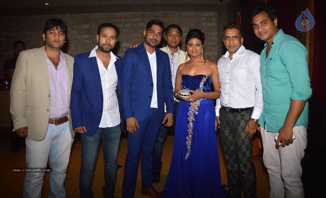 Celebs at Disha Birthday Party - 34 / 39 photos