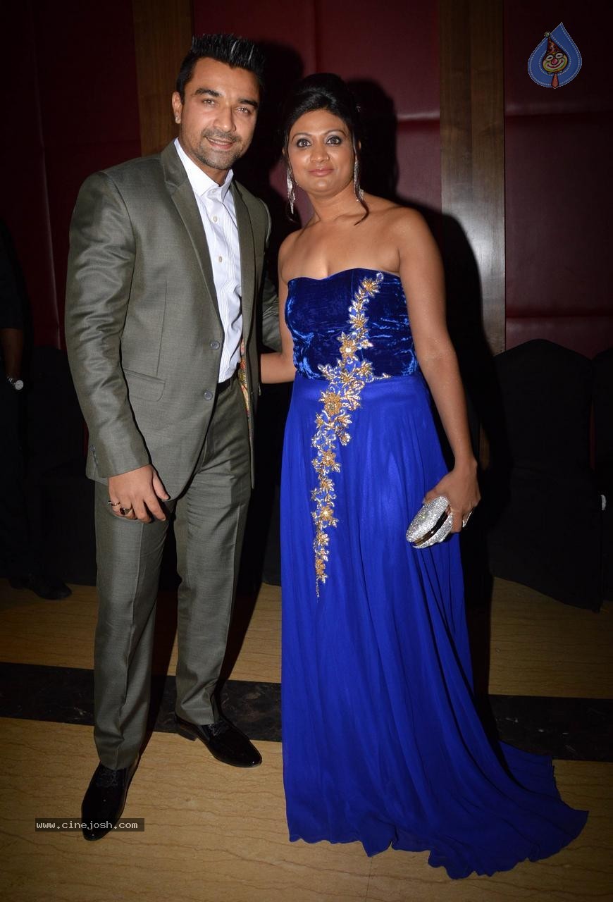 Celebs at Disha Birthday Party - 35 / 39 photos