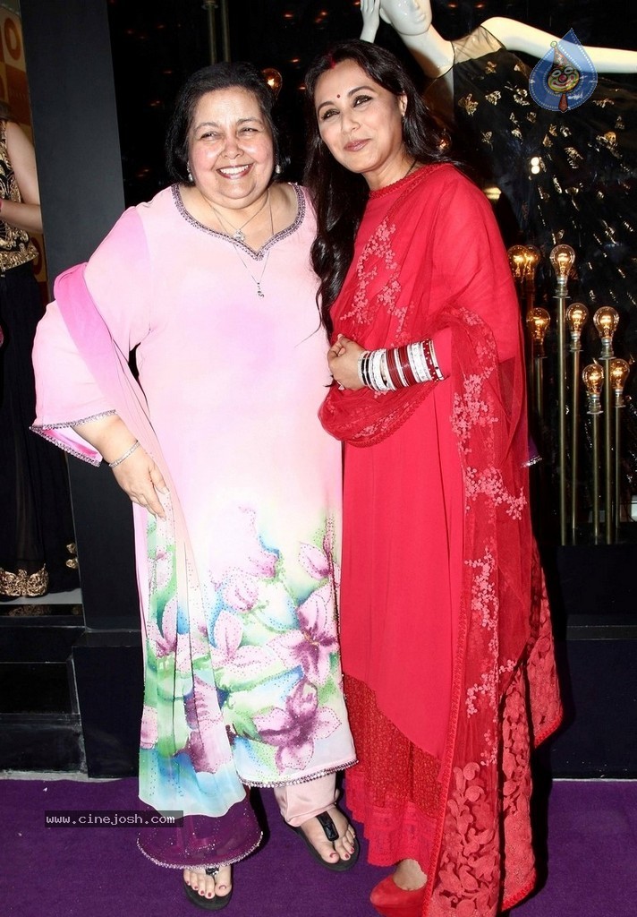 Celebs at Diva Ni Designer Store Launch - 1 / 23 photos