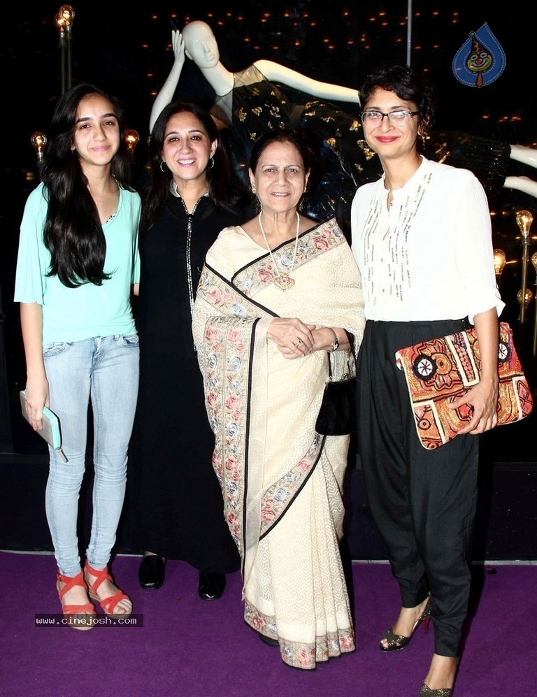 Celebs at Diva Ni Designer Store Launch - 13 / 23 photos