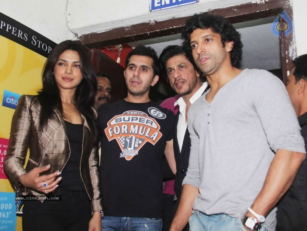 Celebs at Don 2 Movie Special Screening - 17 / 74 photos