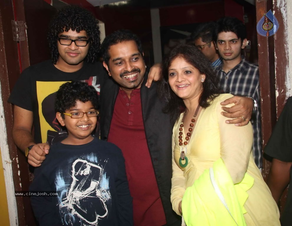 Celebs at Don 2 Movie Special Screening - 33 / 74 photos