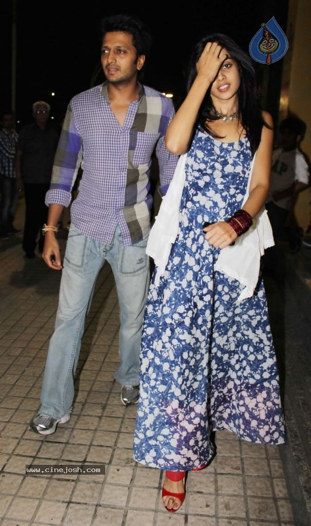 Celebs at Don 2 Movie Special Screening - 66 / 74 photos