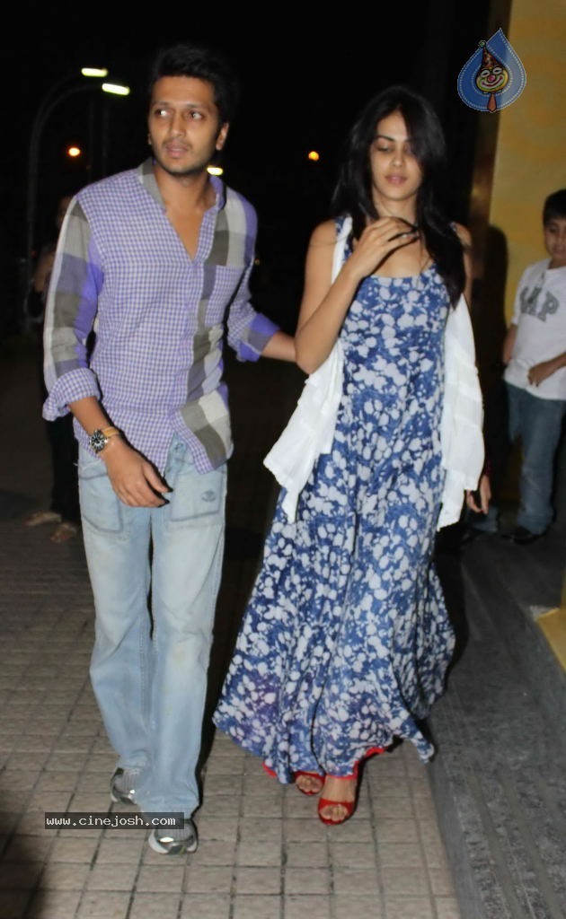 Celebs at Don 2 Movie Special Screening - 69 / 74 photos