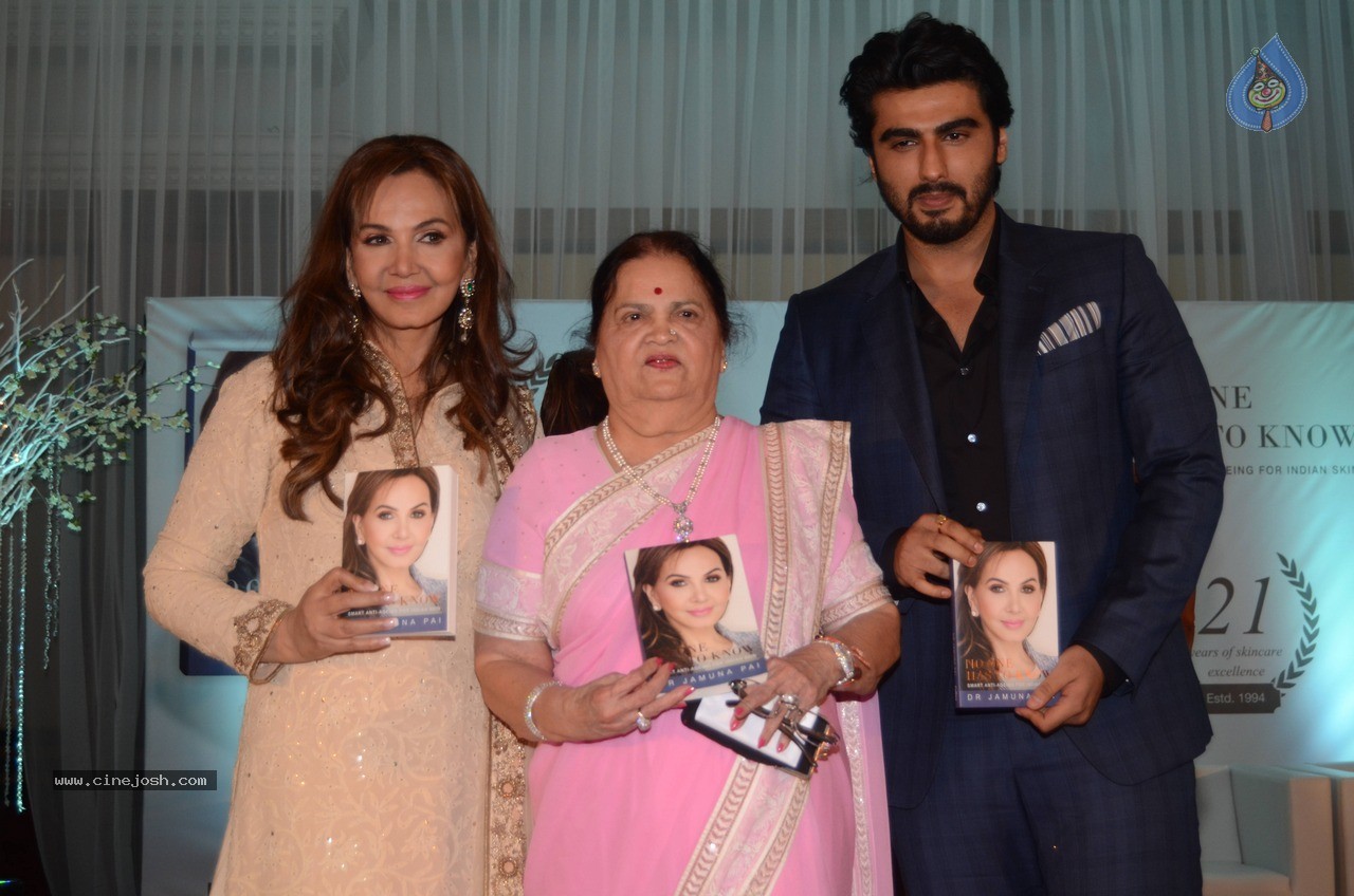 Celebs at Dr Jamuna Pai Book Launch - 2 / 60 photos