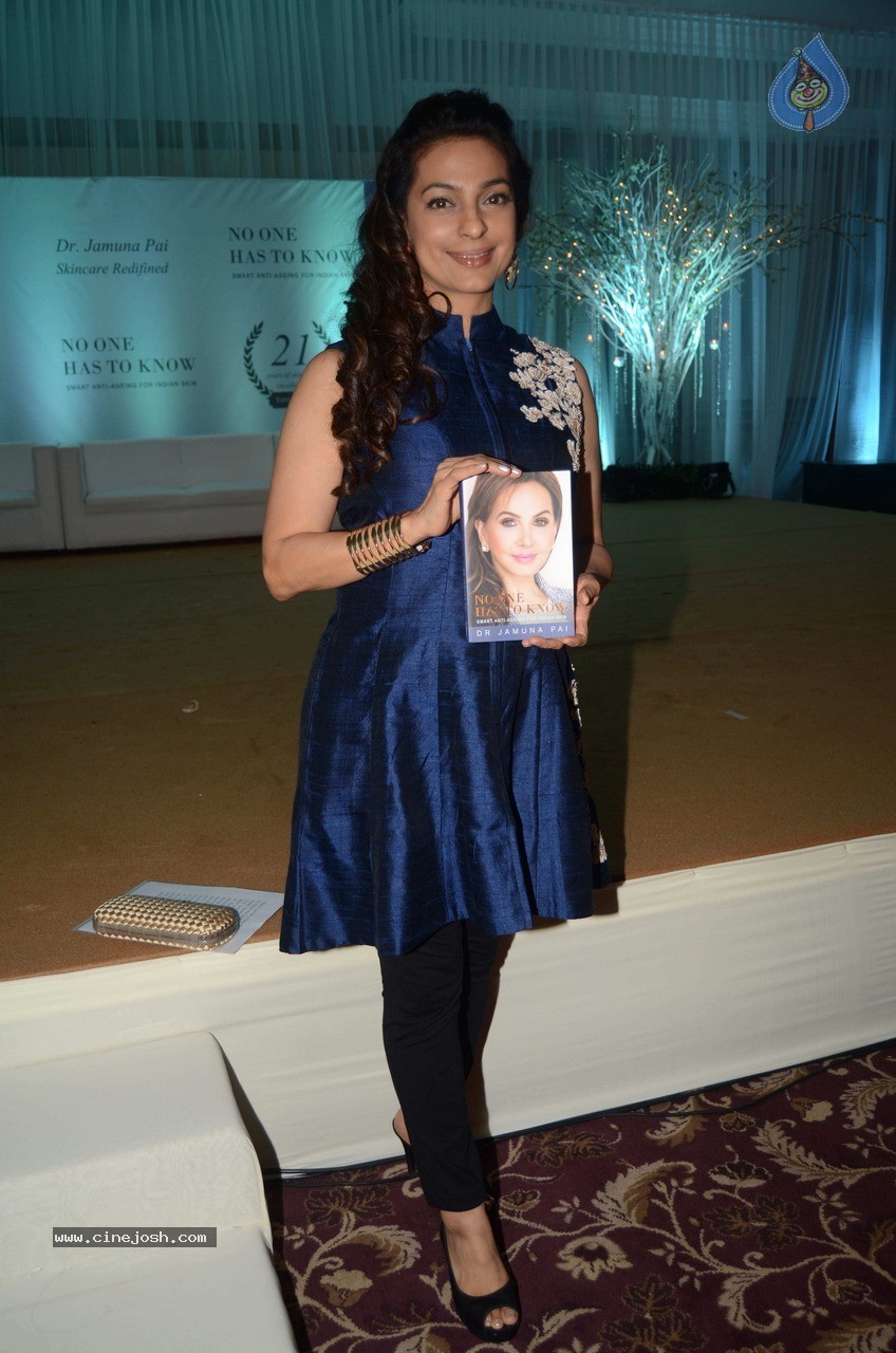 Celebs at Dr Jamuna Pai Book Launch - 54 / 60 photos