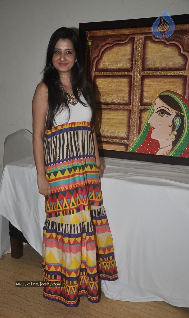 Celebs at Dr Seema Chaudhary n Nitin Chaudhary Art Show - 20 / 24 photos
