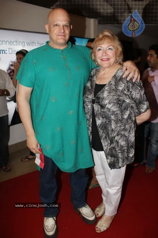 Celebs at Dum Maaro Dum Special Screening - 24 / 32 photos
