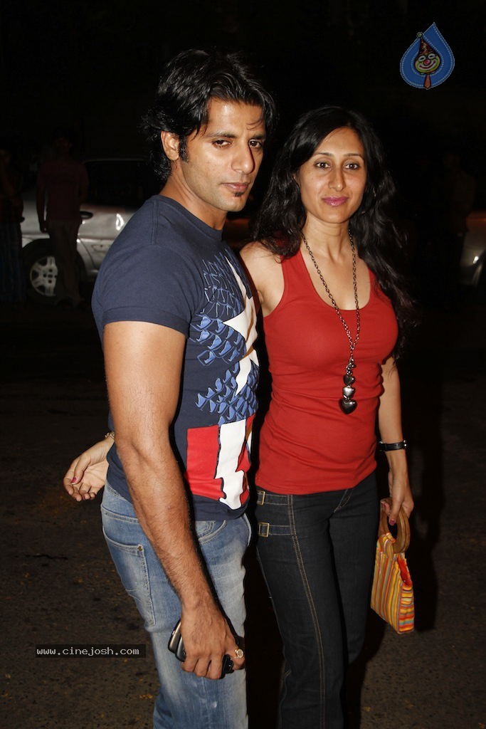 Celebs at Ekta Kapoor Hosted Bday Party - 60 / 110 photos