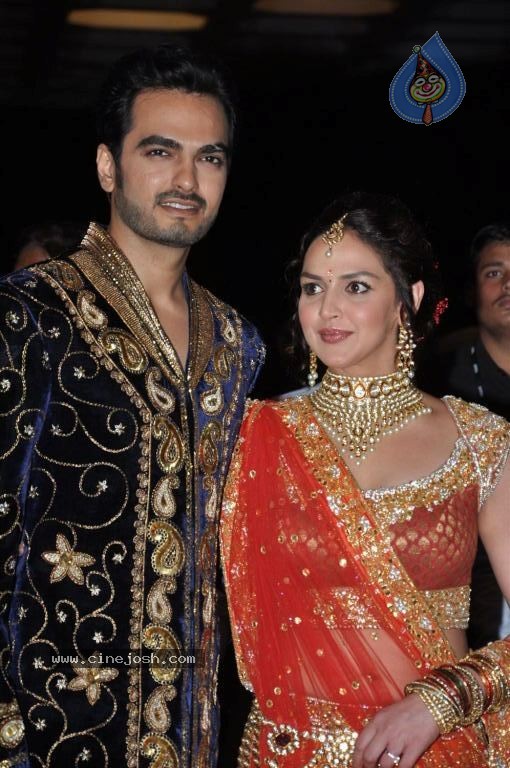 Celebs at Esha Deol Sangeet Ceremony - 13 / 149 photos