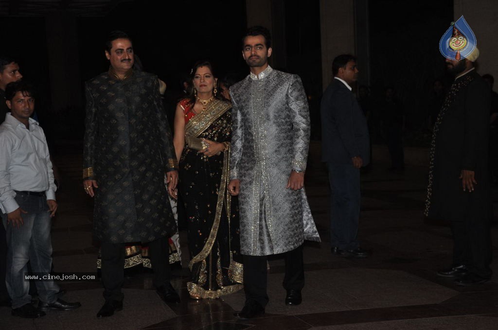 Celebs at Esha Deol Sangeet Ceremony - 14 / 149 photos