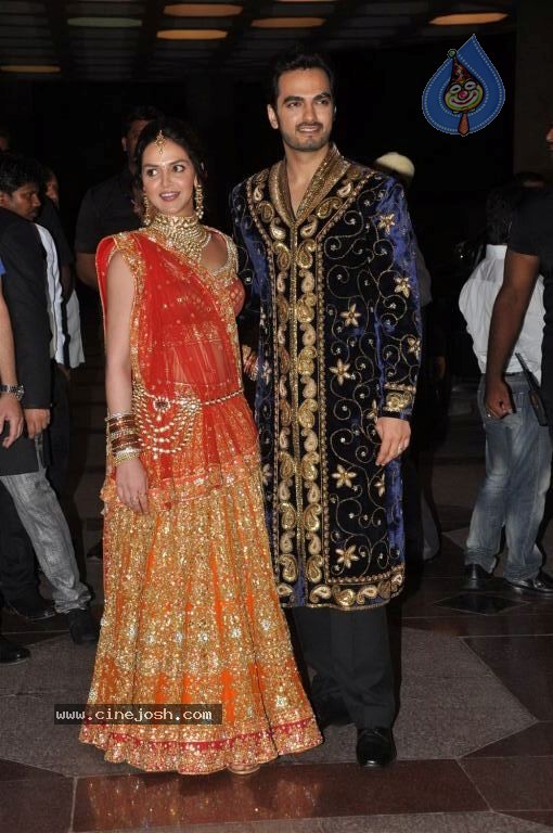 Celebs at Esha Deol Sangeet Ceremony - 107 / 149 photos