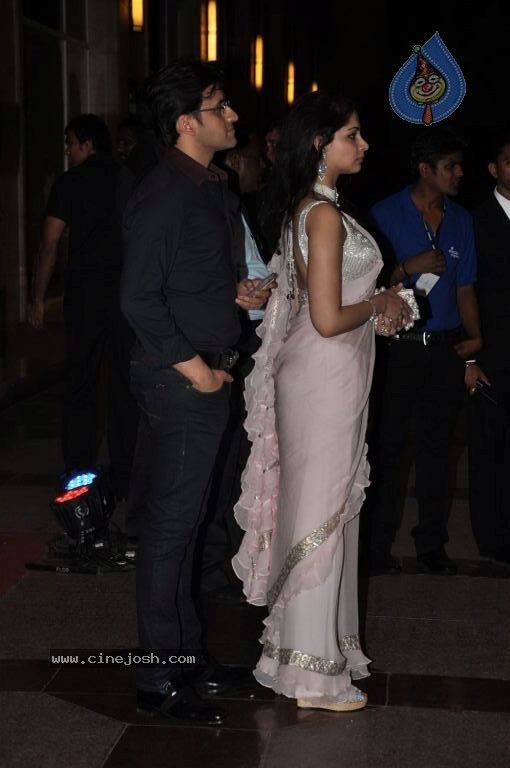 Celebs at Esha Deol Sangeet Ceremony - 114 / 149 photos