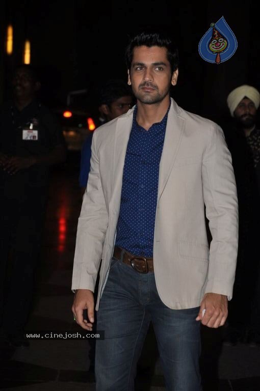 Celebs at Esha Deol Sangeet Ceremony - 118 / 149 photos