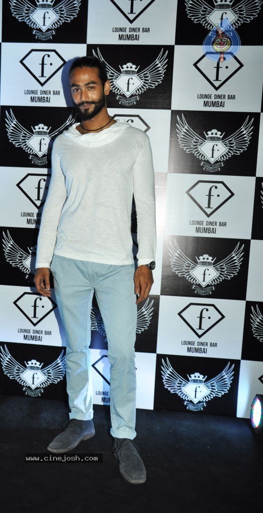 Celebs at F Lounge Diner Bar Launch - 3 / 25 photos
