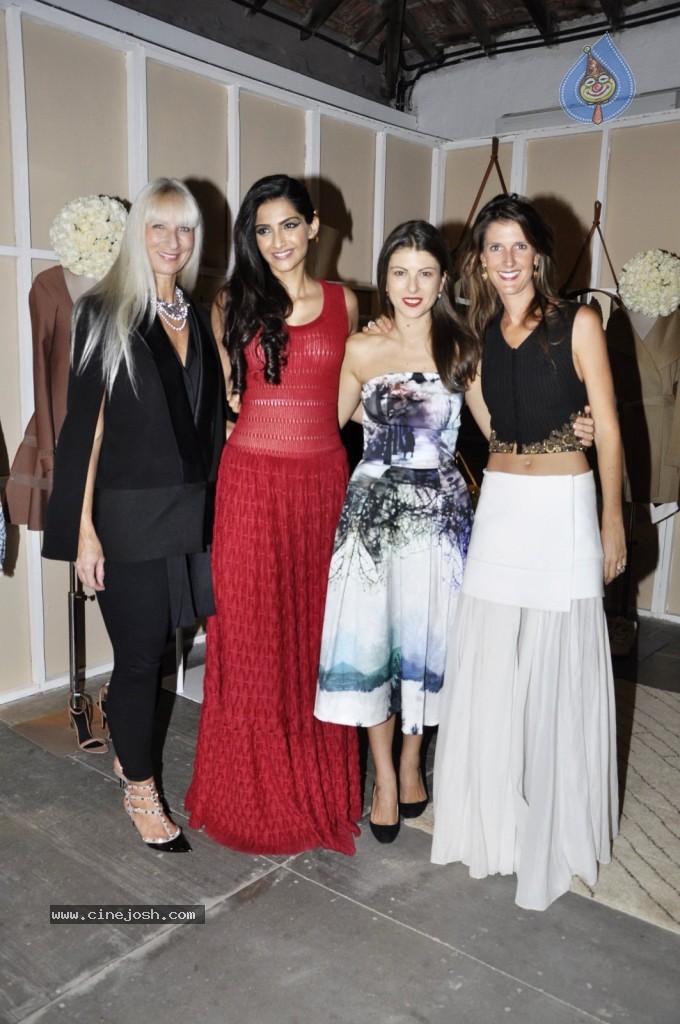 Celebs at Farfetch Superstore Launch  - 2 / 18 photos