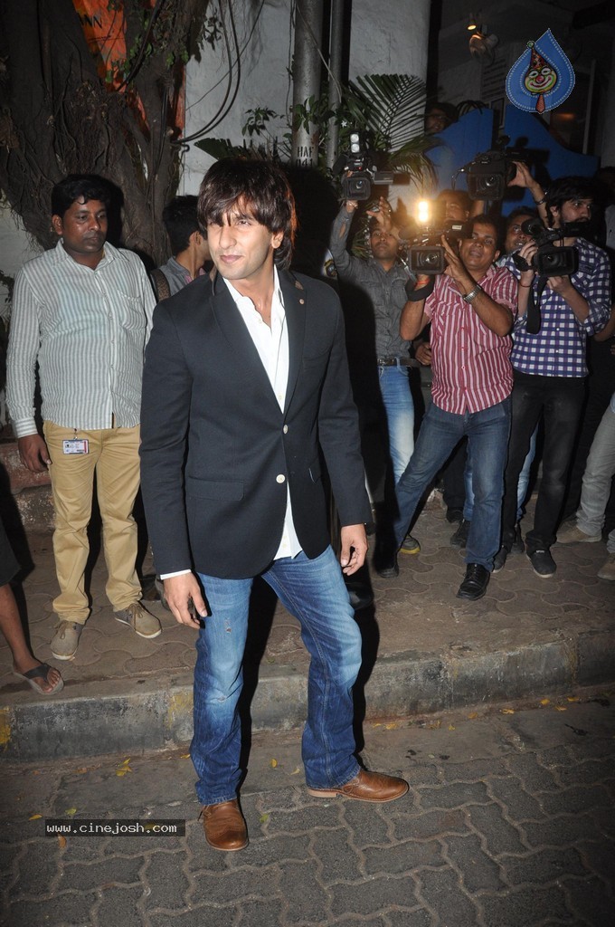 Celebs at Finding Fanny Fernandes Wrap up Party - 33 / 63 photos