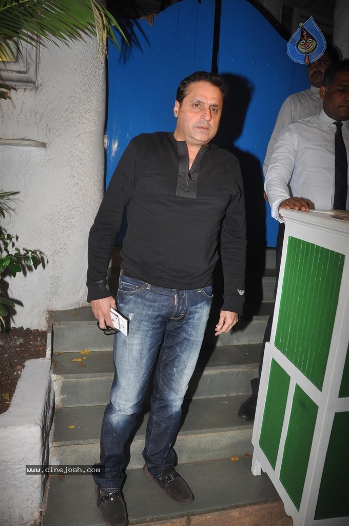 Celebs at Finding Fanny Fernandes Wrap up Party - 40 / 63 photos