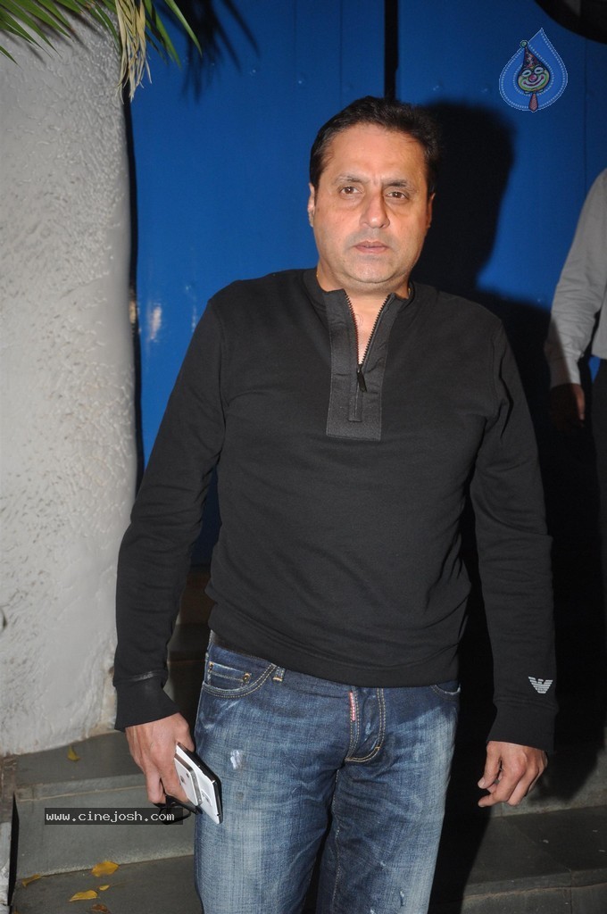 Celebs at Finding Fanny Fernandes Wrap up Party - 42 / 63 photos