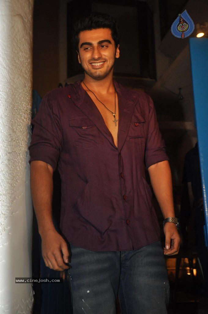 Celebs at Finding Fanny Fernandes Wrap up Party - 43 / 63 photos