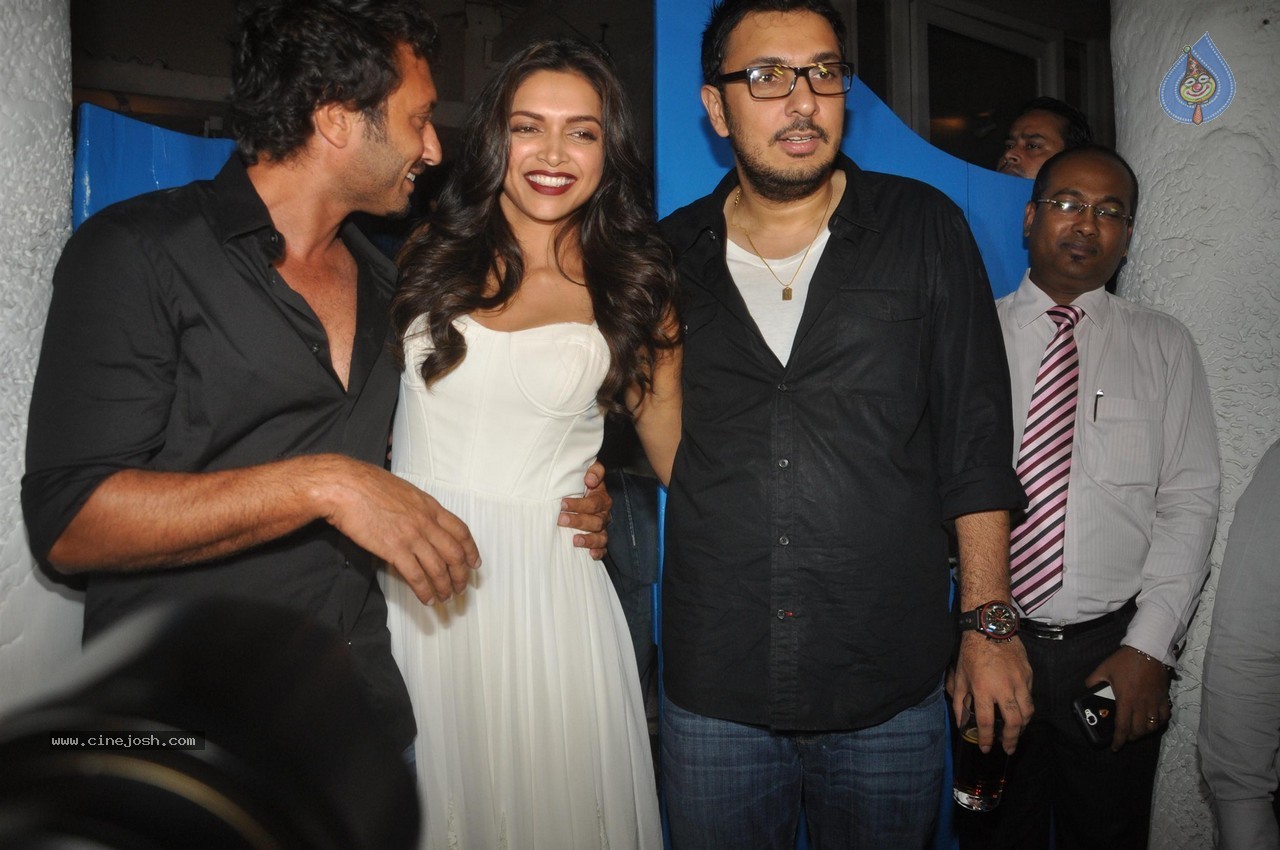 Celebs at Finding Fanny Fernandes Wrap up Party - 53 / 63 photos