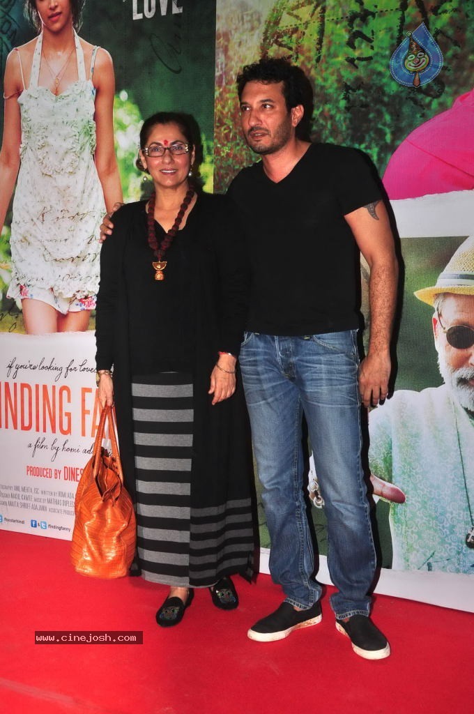 Celebs at Finding Fanny Special Show - 32 / 54 photos