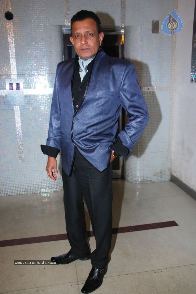Celebs at Gaurav Sheth Party - 28 / 31 photos