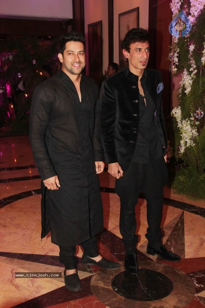Genelia n Ritesh Sangeet Ceremony Photos - 32 / 174 photos