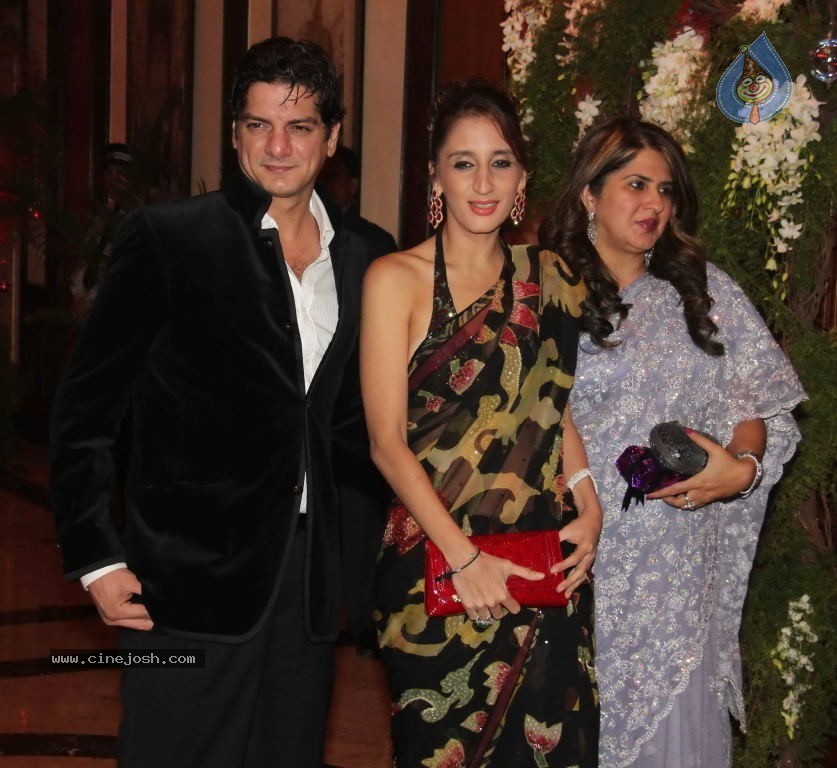 Genelia n Ritesh Sangeet Ceremony Photos - 128 / 174 photos
