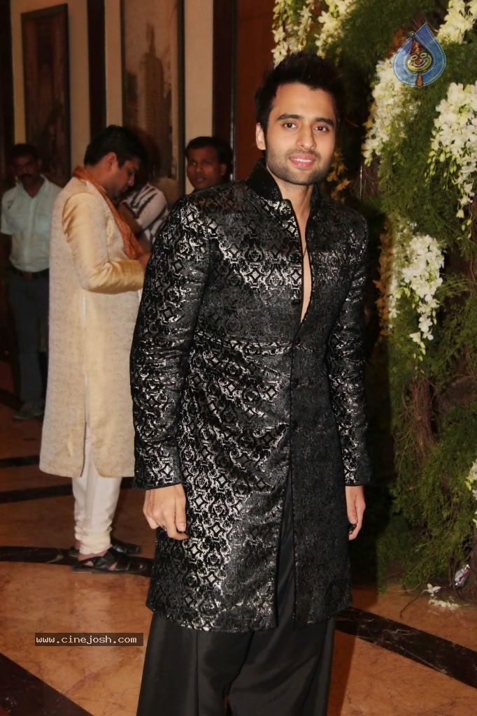 Genelia n Ritesh Sangeet Ceremony Photos - 143 / 174 photos