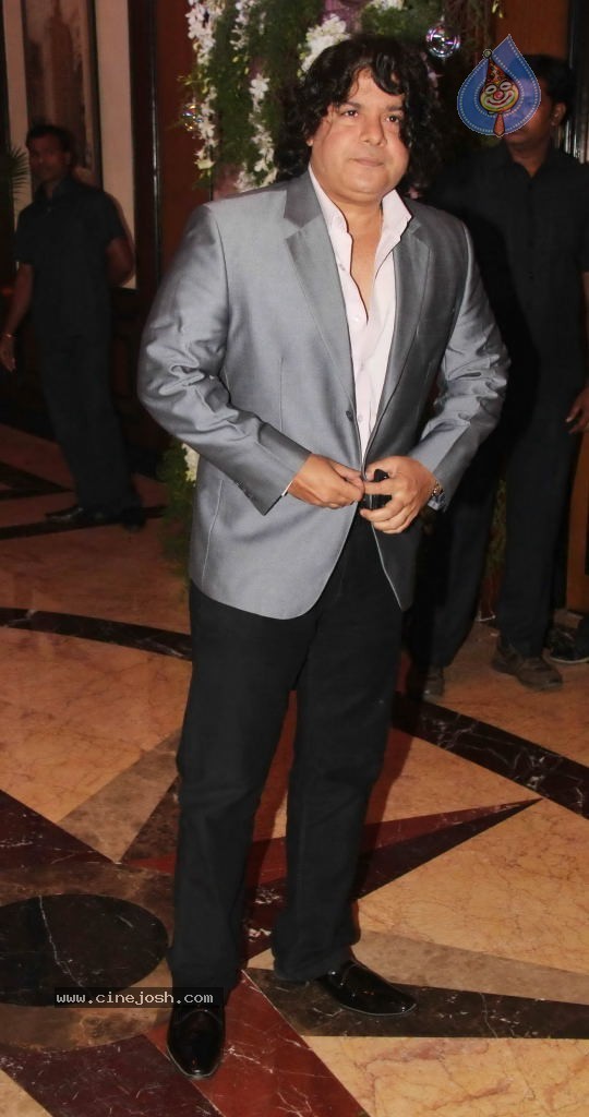 Genelia n Ritesh Sangeet Ceremony Photos - 155 / 174 photos