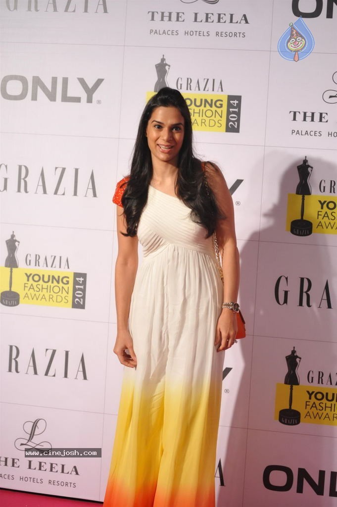 Celebs at Grazia Young Fashion Awards 2014 - 67 / 182 photos