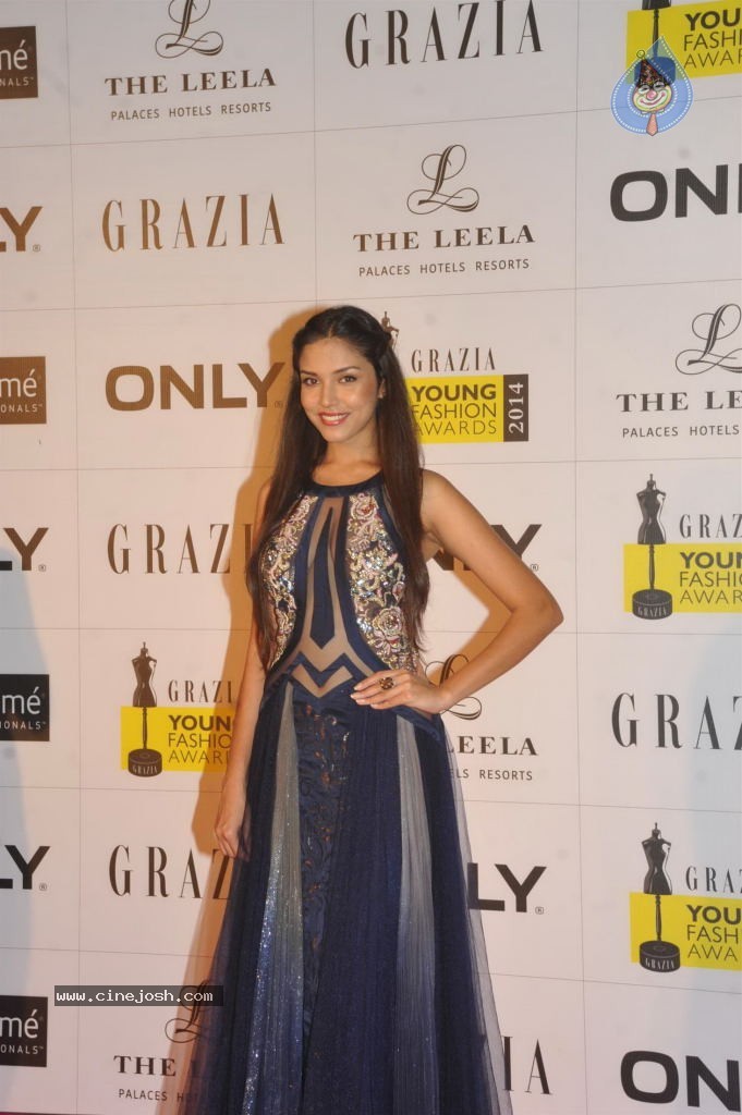 Celebs at Grazia Young Fashion Awards 2014 - 94 / 182 photos