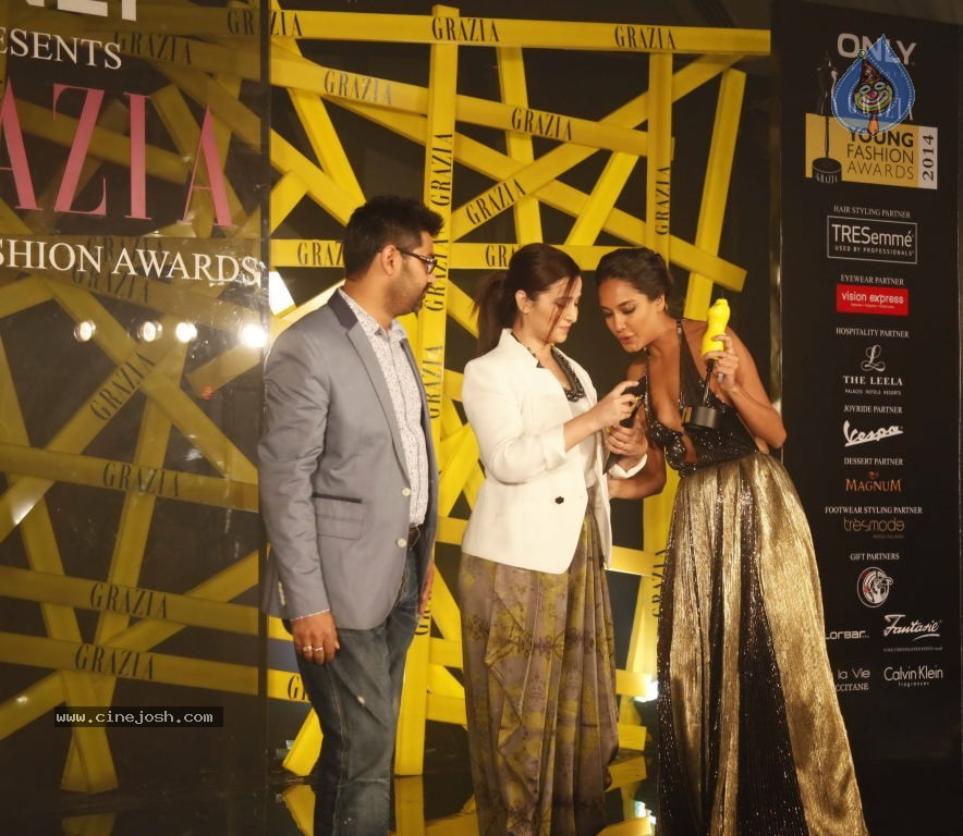 Celebs at Grazia Young Fashion Awards 2014 - 143 / 182 photos